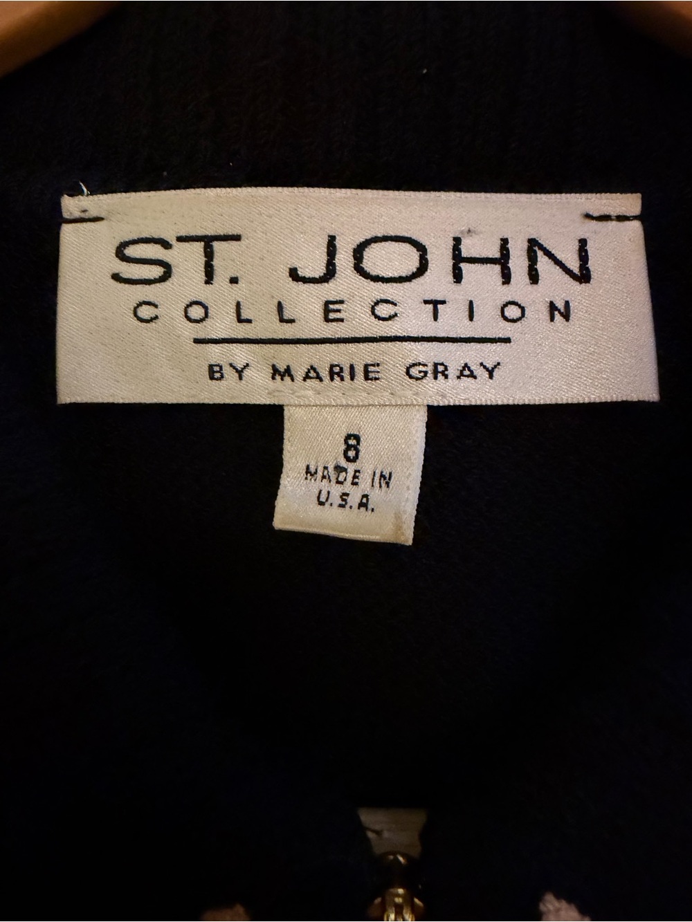 St. John Santana Black Knit Zip Cardigan with Pink Rosette Chevron Cable Sleeve - Picture 3 of 9
